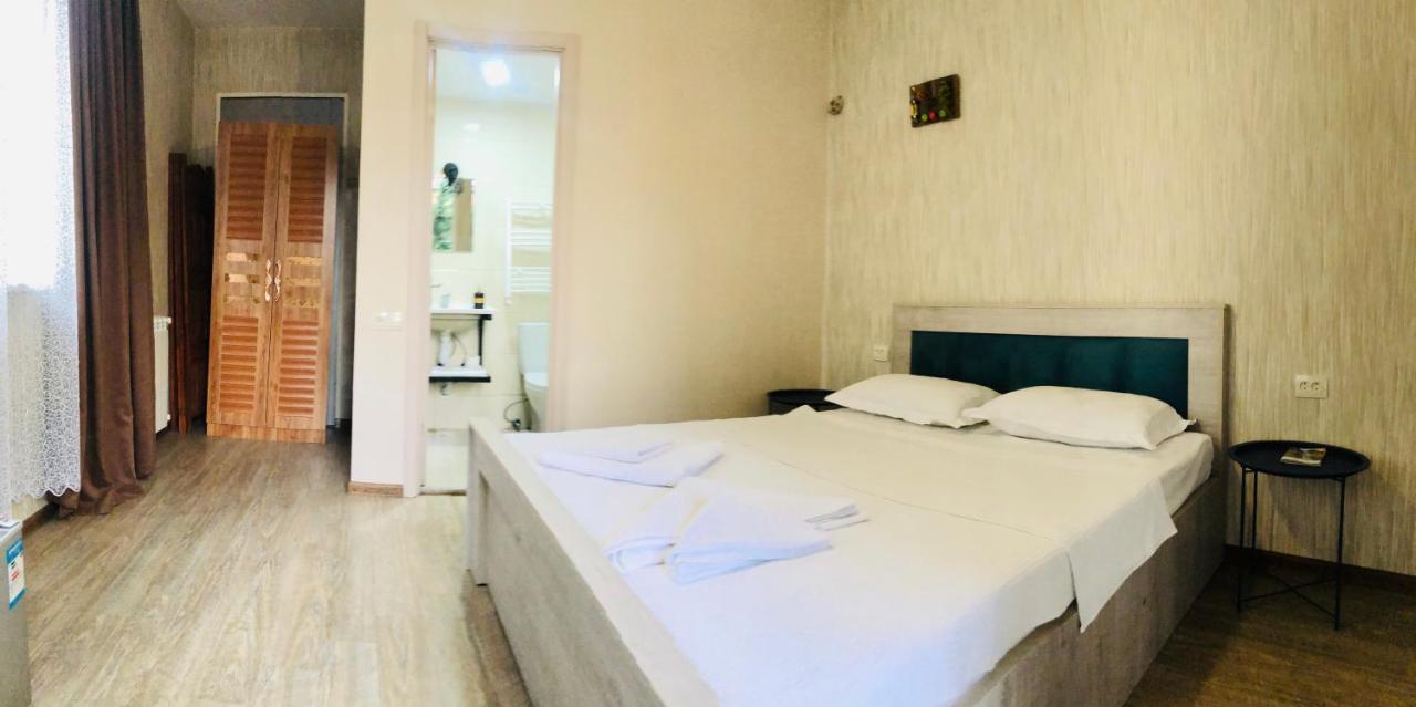 Sophie'S Garden Hotel Tbilisi Ngoại thất bức ảnh
